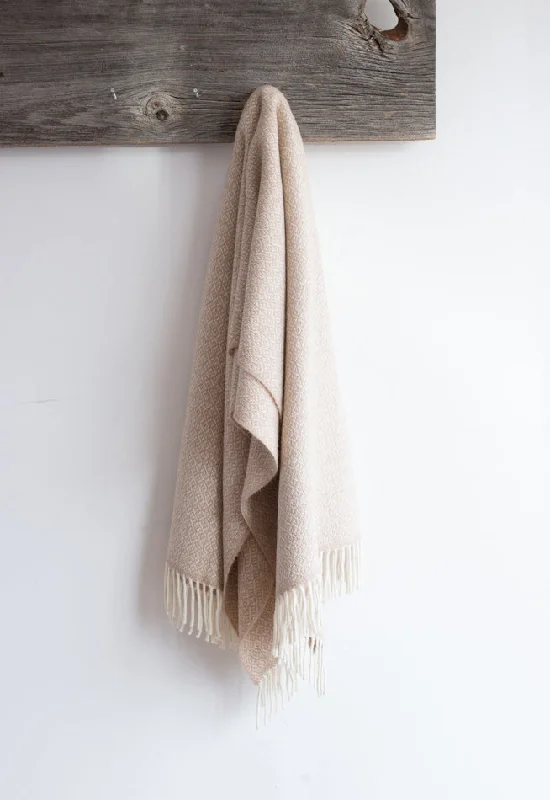 Donegal Diamond Eco Baby Alpaca Throw Beige