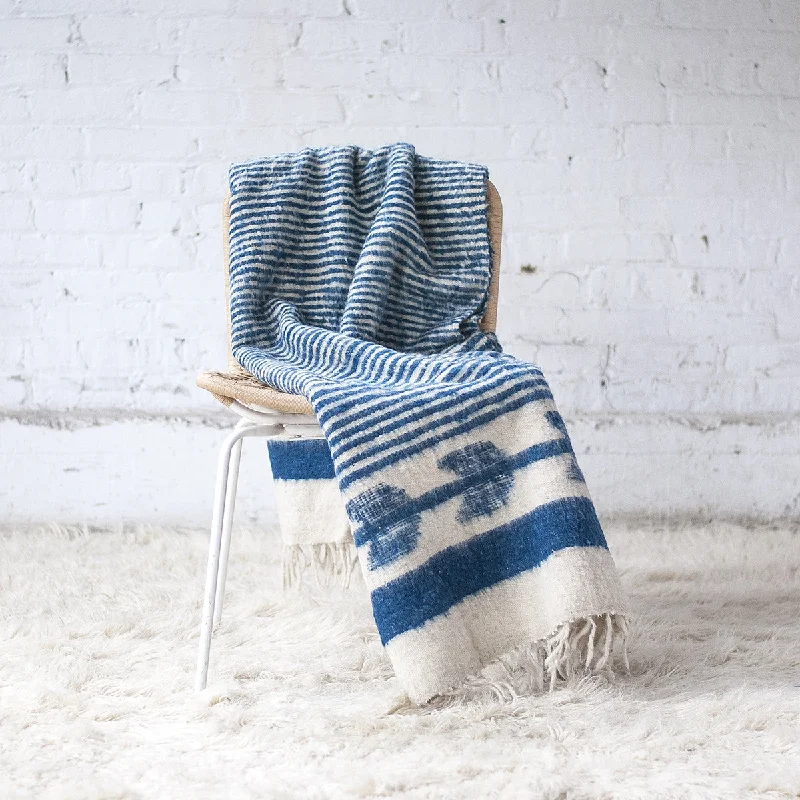 MOMO WOOL BLANKET | INDIGO