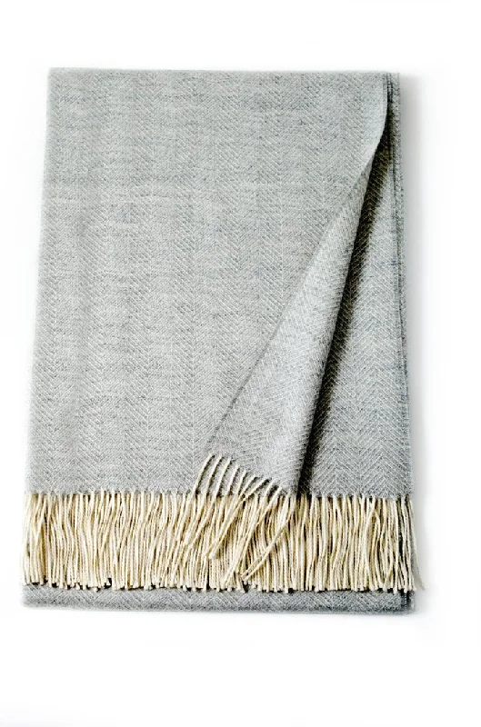 Montreal Baby Alpaca Throw Pale Grey